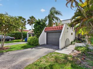 365 Fern Dr #7-2, Fort Lauderdale, FL 33326