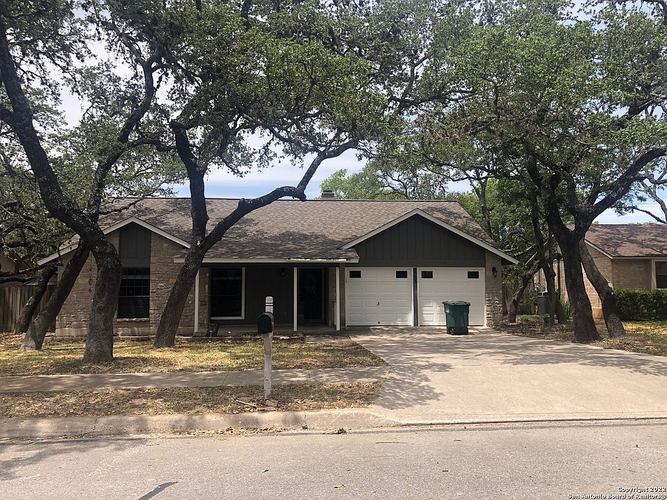 1st image of 8535 Pendragon St