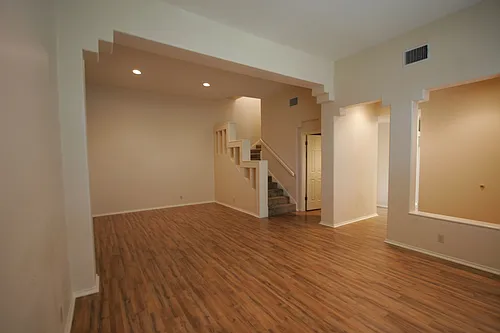 207 Grandview Pl #2 Photo 1