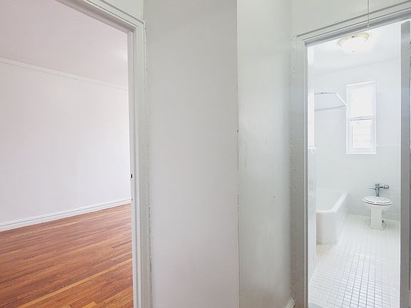 5th image of 711 Walton Ave APT 4J