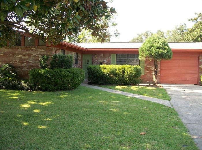 1st image of 623 Spencer Dr