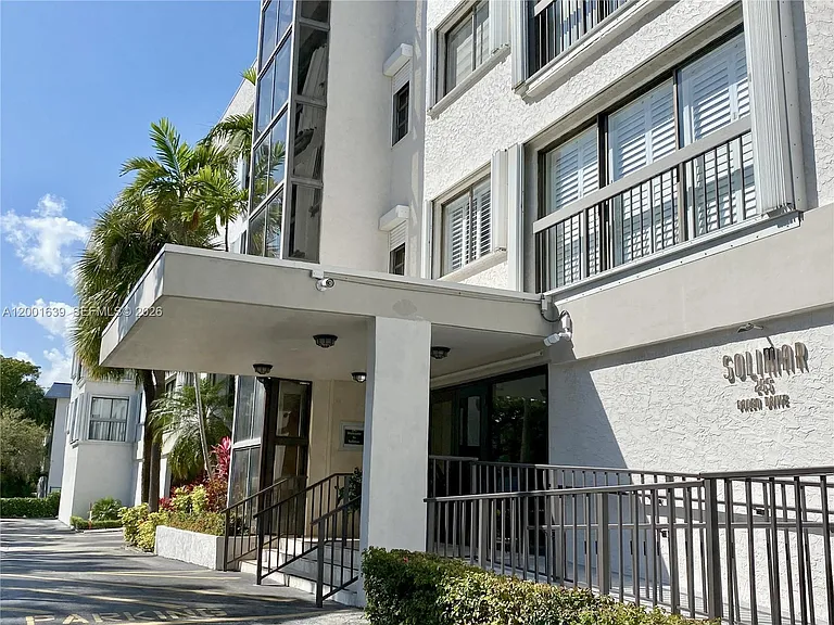 255 Galen Dr #3D — Photo 16