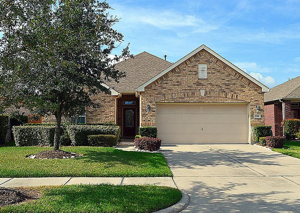 1st image of 712 Cortona Ct