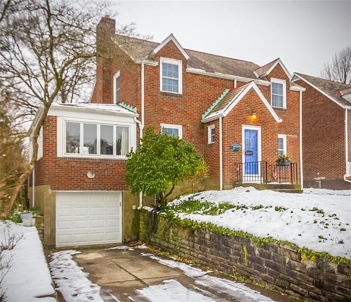 Welcome to 2510 Hollywood Drive!