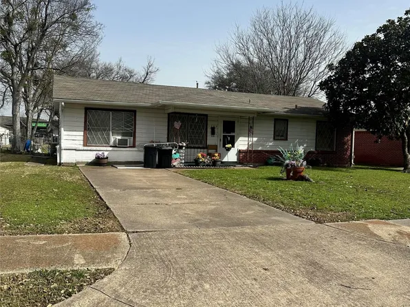 1102 Pampa Dr, Mesquite, TX 75149