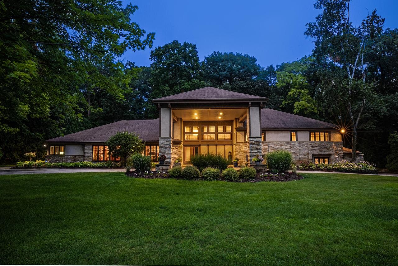 1260 Greenway Ter, Elm Grove, WI 53122 Zillow