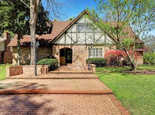 10902 Overbrook Ln, Houston, TX 77042