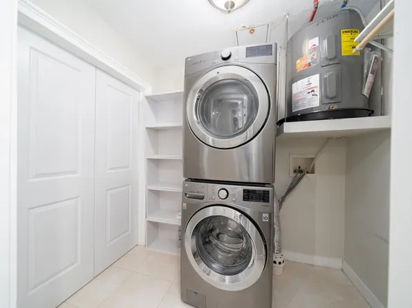 96 Tidewater Street image 9 of 21