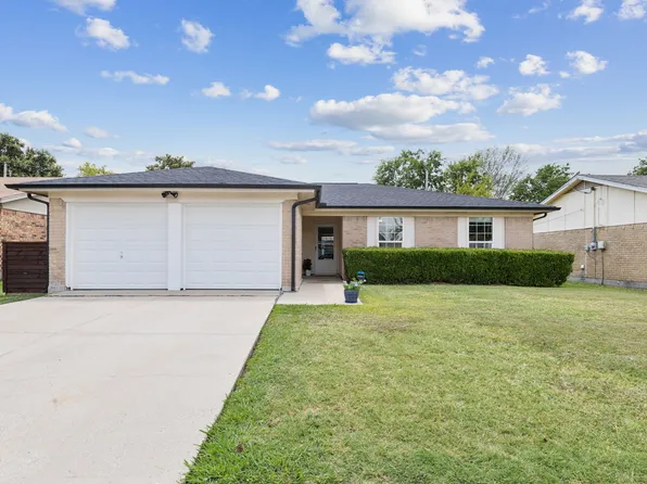 6268 Stardust Dr S, Watauga, TX 76148