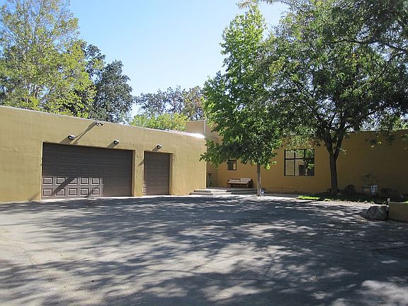 3 Car garage+ 6 Spaces