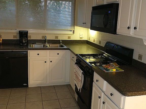 2nd image of 24783 Alicia St