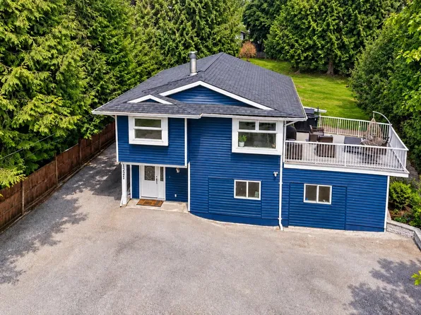 1221 Rochester Ave, Coquitlam, BC V3K 2X3