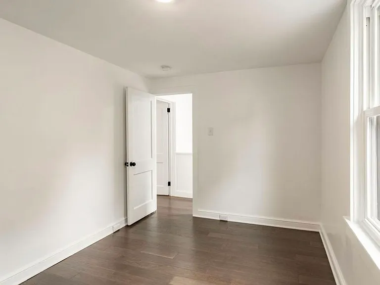 433 S Prince St — Photo 41