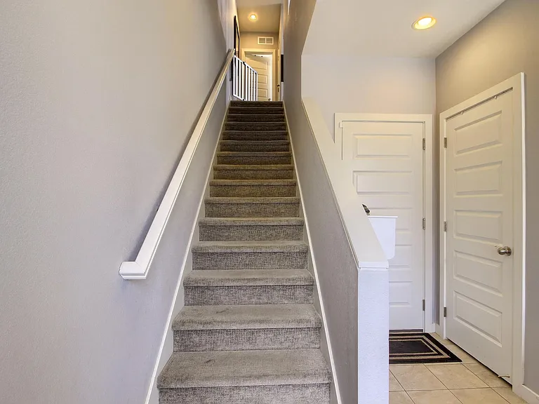 3045 Geneva St — Photo 27