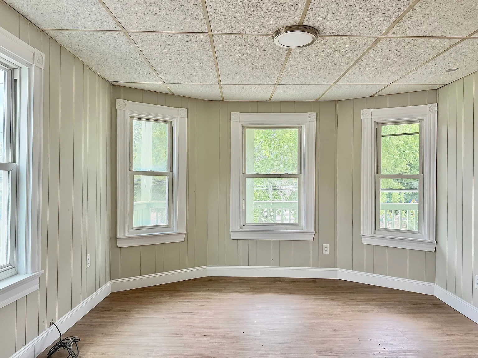2 bed, 1000 sqft, $1,950 — Photo 3