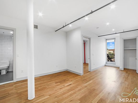 3rd image of 347 Lorimer St #4BB