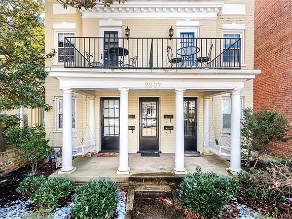 3rd image of 2207 Park Ave