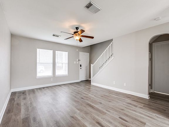 4th image of 7838 Winterstone Dr