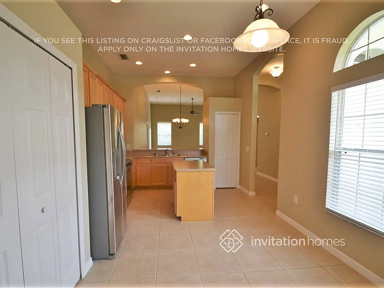 562 Coral Trace Blvd — Photo 3