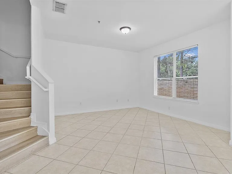 3520 San Jacinto Cir — Photo 24