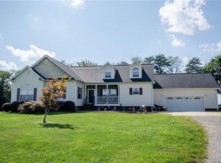 1289 Hopewell Church Rd, Hiddenite, NC 28636