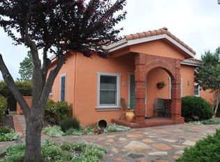 642 Johnston St APT 5, Half Moon Bay, CA 94019