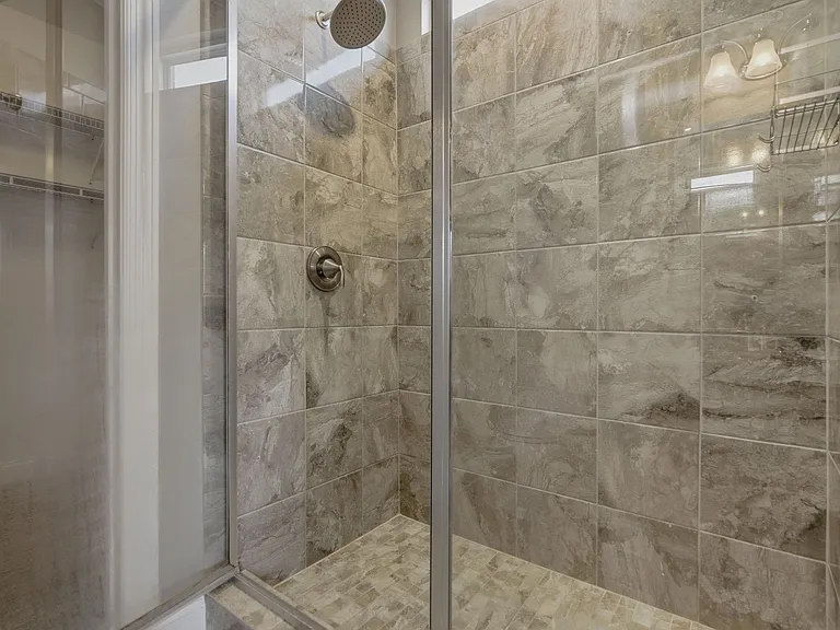 5036 Winslow Dr — Photo 26
