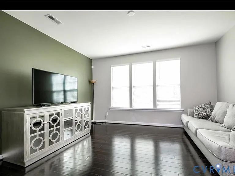 3011 Farmstead Mill Dr — Photo 12