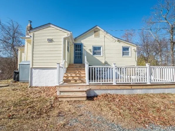 40 Kingsland Rd, West Milford Twp., NJ 07421