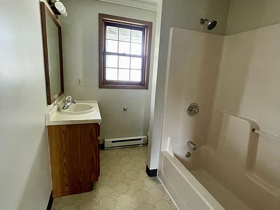 4th image of 210 Port Watson St #11054642