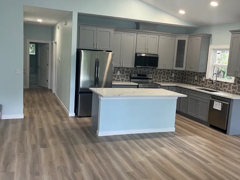 23 Hybiscus Ave — Photo 2