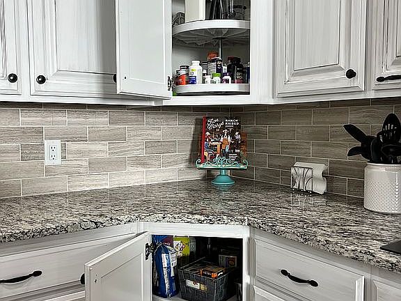Lazy Susan corner cabinets