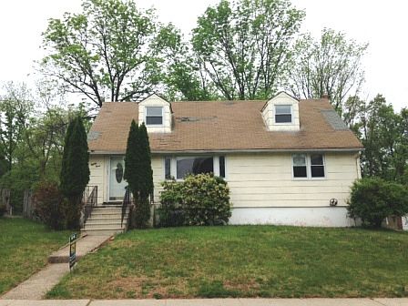 1st image of 83 Fairfield Ave