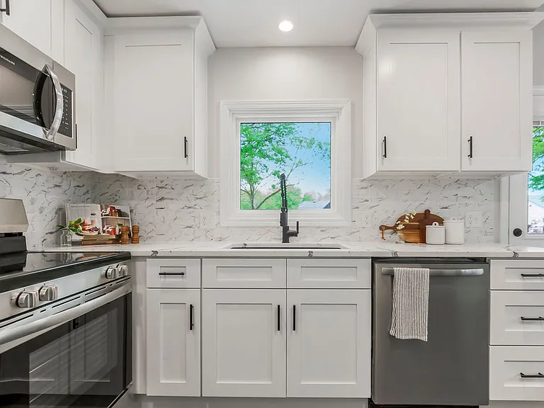 12800 Cambridge Rd — Photo 9