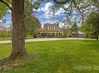 363 Forest Hill Rd, Brevard, NC 28712