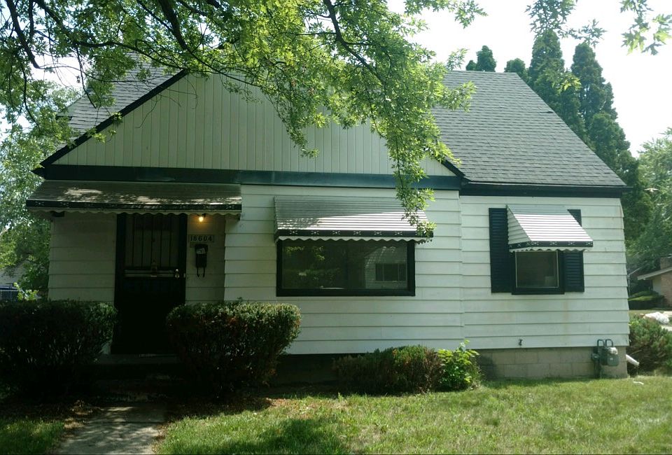 1st image of 18604 Shiawassee Dr