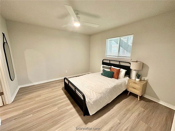 5th image of 704 Yegua St #205