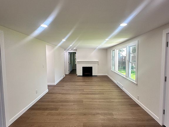 2nd image of 259 Fellows Ave
