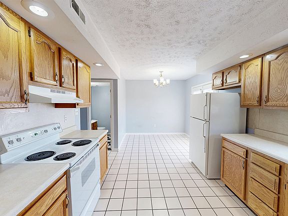 3rd image of 5261 W Pea Ridge Rd