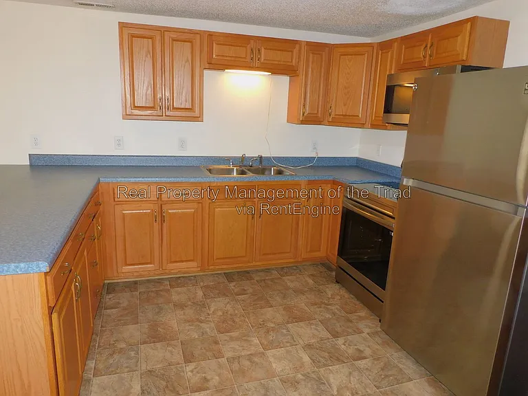 3076 Main St — Photo 7