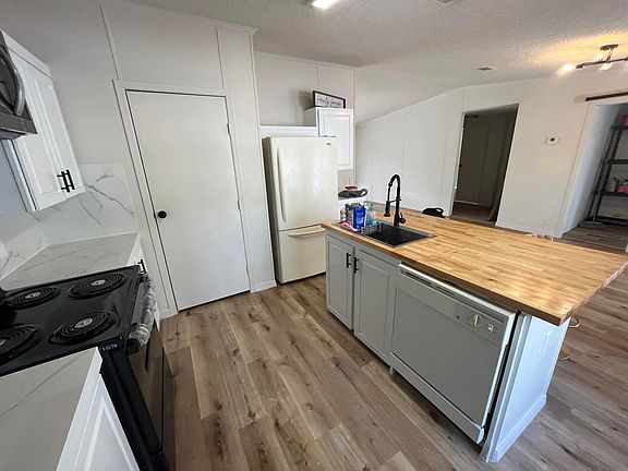 4th image of 13409 NE 32 Terrace
