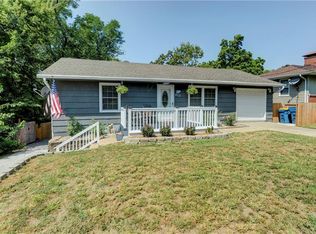 412 S Vassar Ave, Sugar Creek, MO 64054