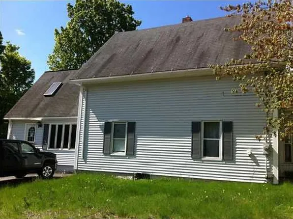 11 George Ave, Sanford, ME 04073