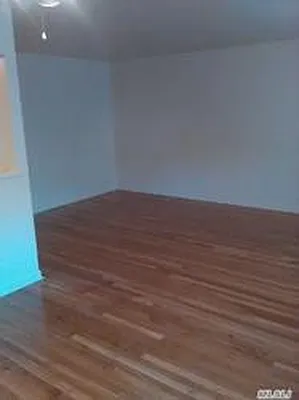 Rented by Virginia Rallis, LREB | media 6
