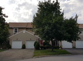 32 Rhea Run, Newton, NJ 07860