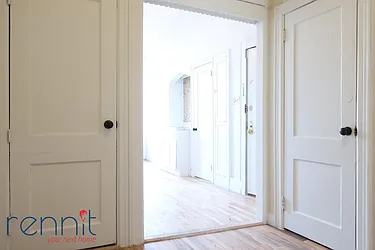 Rented by Rennit Inc.