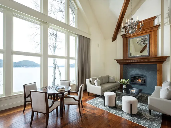 2422 Carver Bay Rd, Whitefish, MT 59937