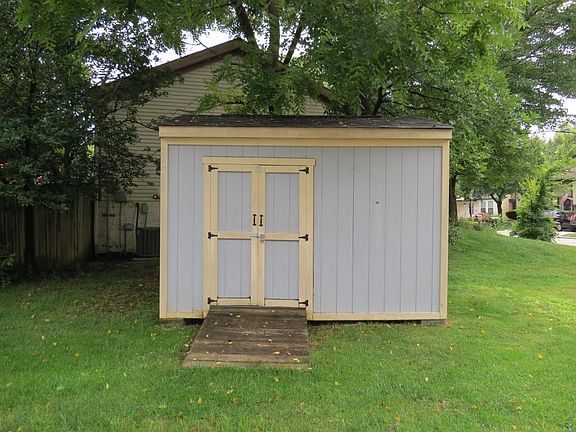 4th image of 5024 Killowen Ct