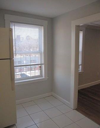 5th image of 291 Newport Ave APT 42