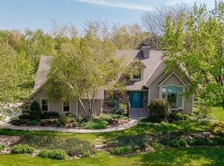1748 Kettering Ridge Rd, Richfield, WI 53076